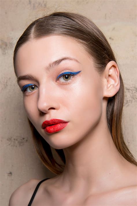 19 Unexpected Eyeshadow And Lipstick Combinations To Try Thefashionspot