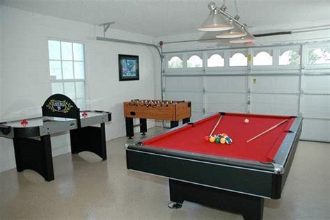 5 Cool Ideas To Turn Your Garage Into A Game Room