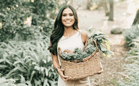 Kimberly Snyder Diet And The Secret To Glowing Skin Eco