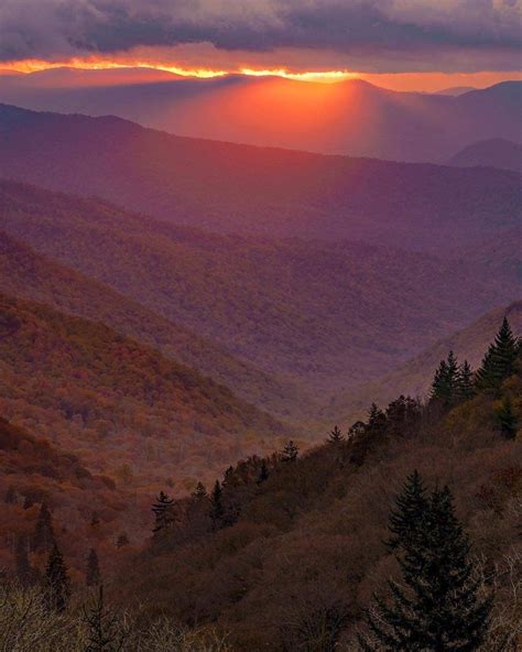 Pin By Suzanne Brown On Pretty Pictures Smokey Mountains Great Smoky