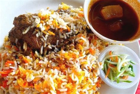 Nasi briyani merupakan sajian khas timur tengah yang populer dan digemari banyak orang. Resepi Nasi Beriani Gam Ayam