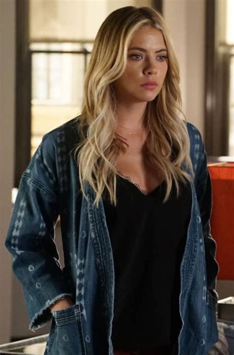 Pretty Little Liars Update Hanna Tells Mona How The Moms Escaped The