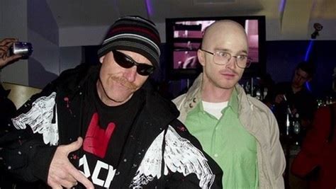 Bryan Cranston And Aaron Paul Dressing Up As Different Breaking Bad Characters Breaking Bad