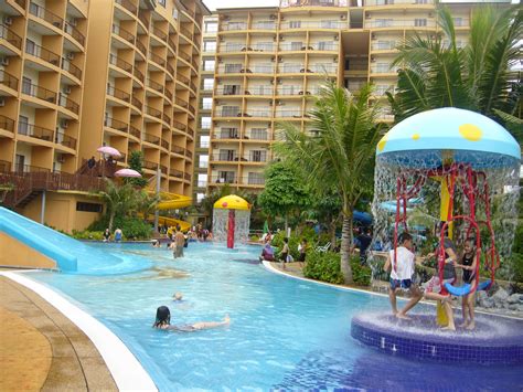 If what you're looking for is a conveniently located hotel in banting, look no further than gold coast morib international resort. SyamSGold...Borong 4 All: GOLD COAST MORIB RESORT- TEMPAT ...