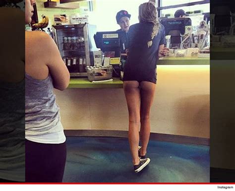 Samantha Hoopes Ass Out At Juice Bar Is That On The Menu Tmz