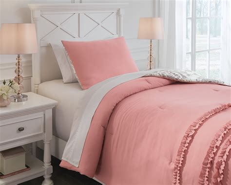Avaleigh Full Comforter Set Q702003f By Signature Design By Ashley At Old Brick Furniture