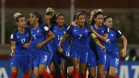 The french football federation (fff, fédération française de football) is the national governing body and is responsible for overseeing all aspects of association football in the country, both professional and amateur. FIFA U-20 Women's World Cup 2018 - News - Les Bleuettes ...