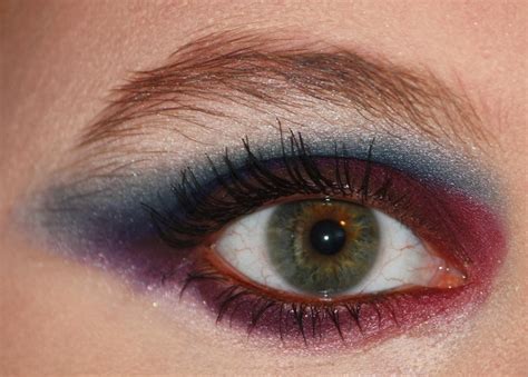 Die Zauberin Zebulon Blue Violet Eye Makeup