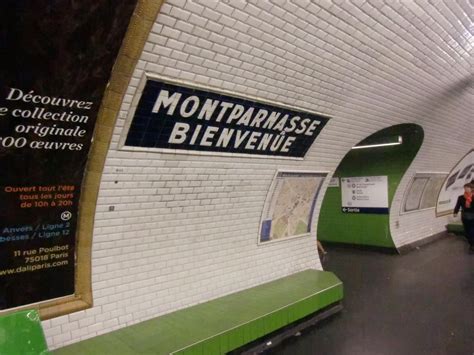 Station De Métro Montparnasse Bienvenüe Paris 6 ème Paris 15