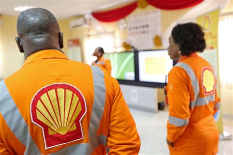 Shell Sees Gas As Answer In Nigeria After Decades Of Oil Strife Bloomberg