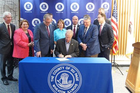 Rauner Signs Bill To Permit Dupage Election Commission Merger Wheaton Il Patch
