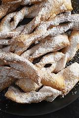 Ptasie mleczko is recognized as one of traditional polish desserts and sweets. Traditional Polish Christmas Desserts : 10 Best Polish Desserts Recipes | Yummly - We sat down ...