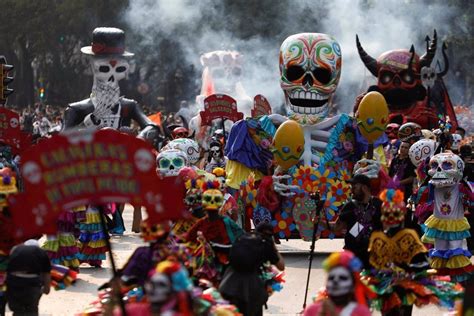 El Día De Los Muertos De México Está Dedicado Este Año A Las Víctimas