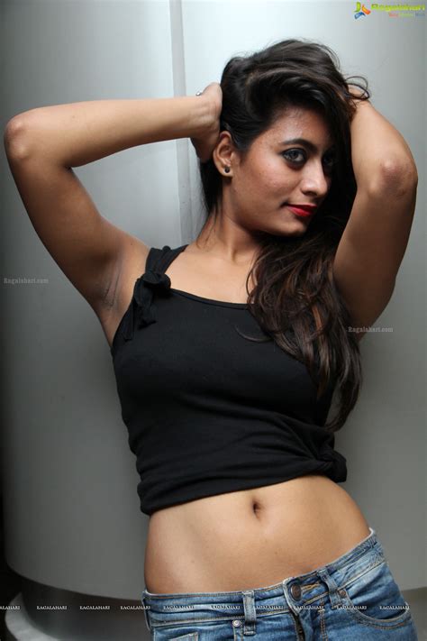 Big Boobs Daily Bollywood And South Indian Actresses Pictures