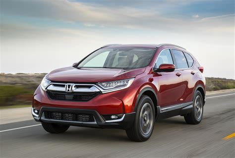Susah ke nak beli kereta honda secara online???? Honda CR-V is Leading a Hyper-Competitive Compact ...