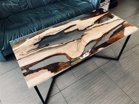 Finally built your dream kitchen, bar top, or riverwood table. Coffee Table With Clear Epoxy Resin in 2020 | Resin ...