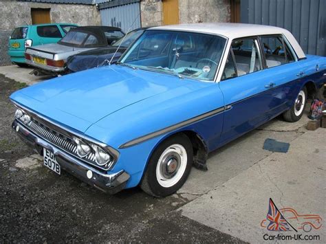 Can't say too much about this one other than it was pretty cool to check out. AMC Rambler 660 Classic 4 Door Sedan 1963 LHD