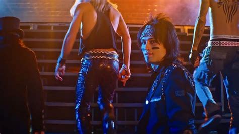 MÖtley CrÜe Netflix Debuts Official Video Trailer For The Dirt Biopic