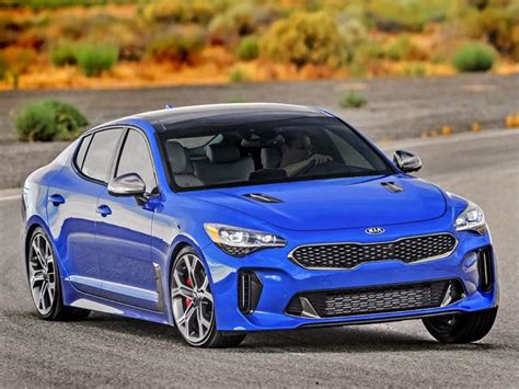 You Can Buy A Fully Loaded 365 Hp 2018 Kia Stinger For 51000 Carbuzz