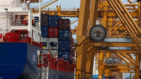 Thai Exports Seen Up At Least 5 This Year Shippers Cna