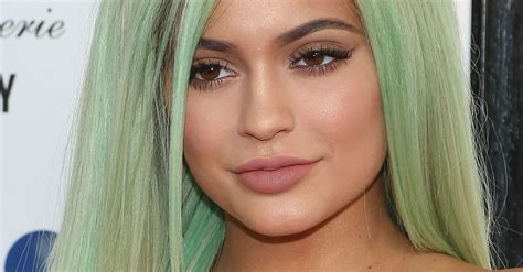 Kylie Jenner Talks Plastic Surgery Breast Implant Rumors In Post