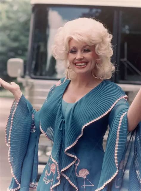 Hot Boobs Pictures Of Dolly Parton Sexy Cleavage Pics Hot Sex
