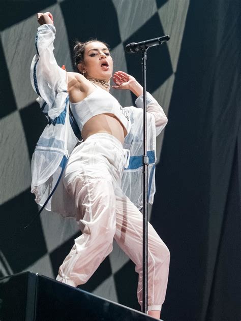 Charli Xcx Sexy 30 Photos Video Thefappening