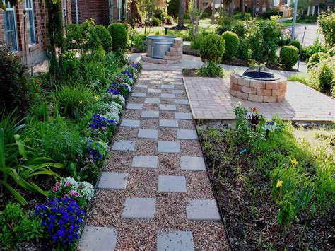 Aluminum garden edges can also be used to separate lawns from driveways and pavers. Pea Gravel Under Brick Patio — Npnurseries Home Design ...