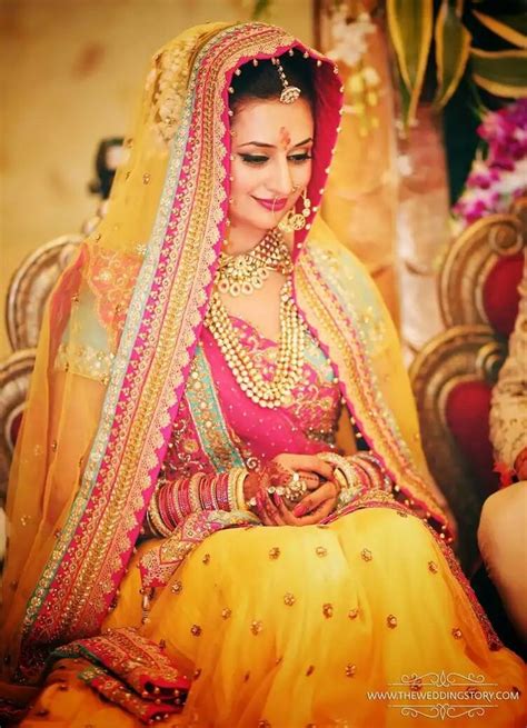 Pin By Sushmita Basu ~♥~ On Weddings Brides Outfits Beautiful Moments Indian Wedding