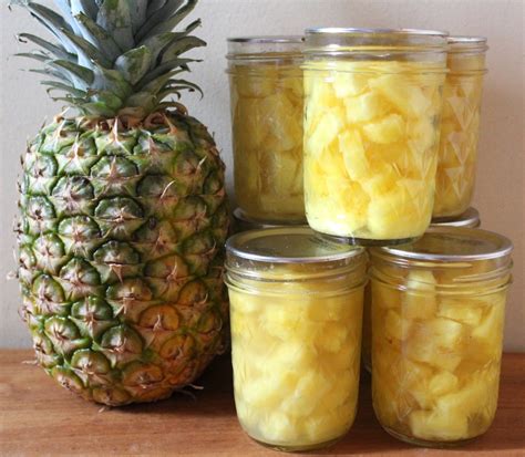 Canning Pineapple