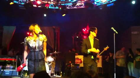 Fitz And The Tantrums Live In Fresno Pickin Up The Pieces Youtube