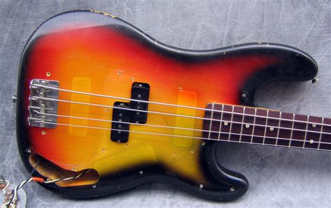 Vintage Guitars Sweden 1965 Fender Precision Bass