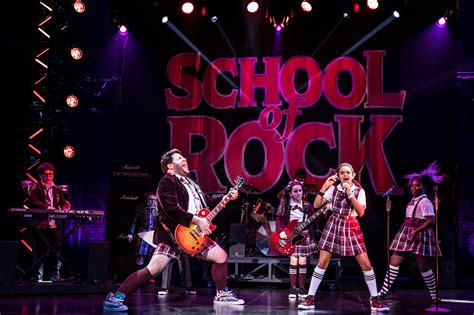 Review ‘school Of Rock Musical Lives Up To Its Name At Fabulous Fox