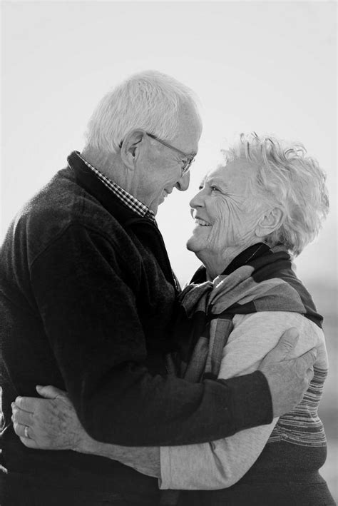 Pin By Beverly Bennett On Photo Ideas In 2022 Old Couple Photography Cute Old Couples