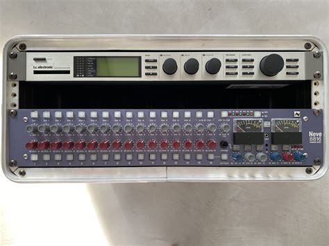 Neve 8816 État Neuf Avec Câbles Sub D25 Provence Alpes Côte Dazur