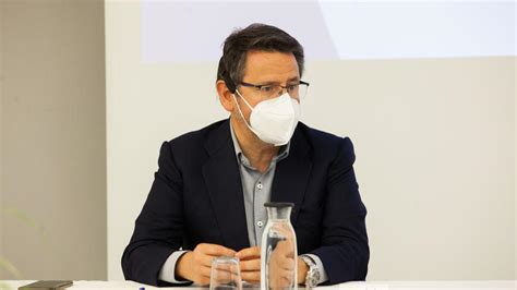 Simple Science: How to Make a Volcano with Kids