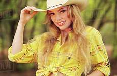 cowgirl cowgirls dissolve sexy hot country women oahu outfits hawaii portrait western girl cowboys wear sold