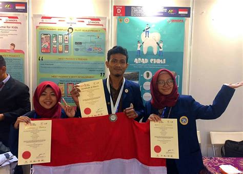 Mahasiswa Vokasi Unair Raih Medali Perak Di Malaysia Super Radiosuper