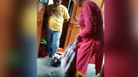 Shocking Stepmother Stuffs Daughter In Gunny Bag Beats Her Mercilessly India News
