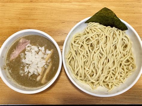 Toyo suisan kaisha,ltd.）は、日本の食品会社。 「マルちゃん」のブランドで親しまれている。モットーは「やる気」と「誠意」。2009年（平成21年）3月に「smiles for all. 埼玉 東鷲宮 煮干しそば「とみ田」 煮干しつけ麺 - 体たらく日記