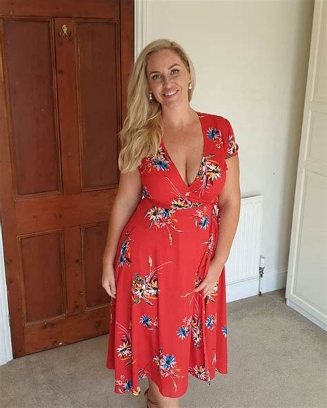 Josie Gibson Shows Off Her Weight Loss In Body Confidence Post Mirror
