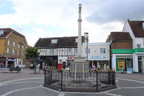 Hoddesdon And Rye Park War Memorials Online