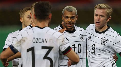 Wer wird gruppensieger, wer steigt auf? U 21-EM 2021: Vorrunde wird ausgelost :: DFB - Deutscher ...
