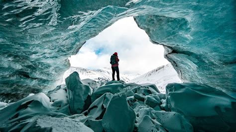 Photographing Ice Caves In Albertas Frozen Underworld Youtube