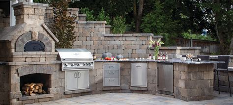 Find Out Whats Cooking In The Latest Outdoor Kitchen Design Trends