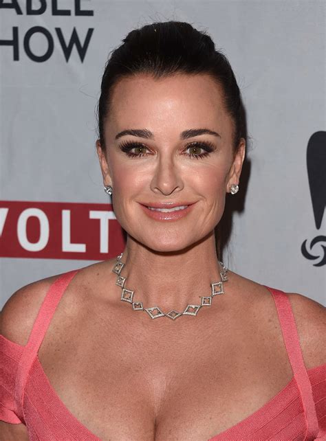 Tall, and weight is 55 kg. Kyle Richards Net Worth