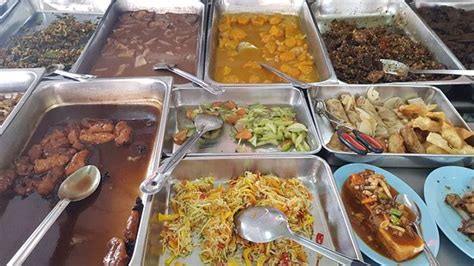 Information & tips about jalan dato onn jaafar? Cheap and tasty vegetarian food. - Picture of Sin Meng Kee ...