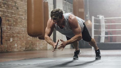 After a brief look at the app, i noticed that there is actually more than one. Centr review: I tried Chris Hemsworth's workout app to see ...