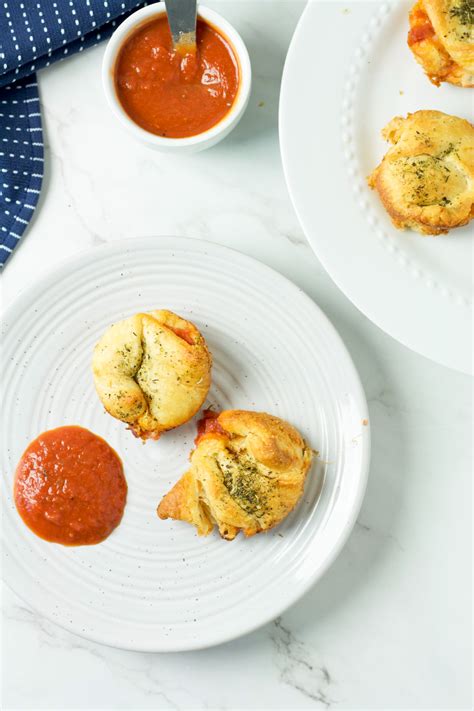 crescent roll cheesy pepperoni pizza bites