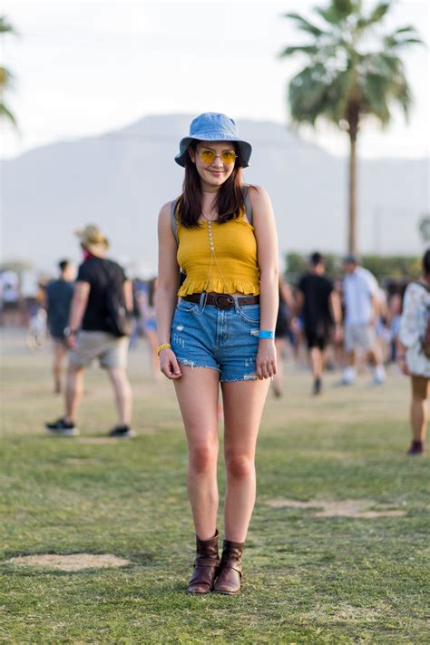 The Very Best Fashion Moments Of Coachella Coachella Outfit Fashion Hat Fashion